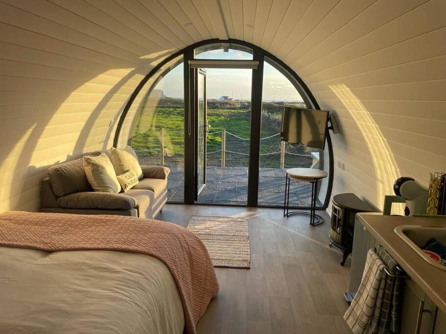 Апартаменты Gaoth Na Mara Pod Дулин Экстерьер фото