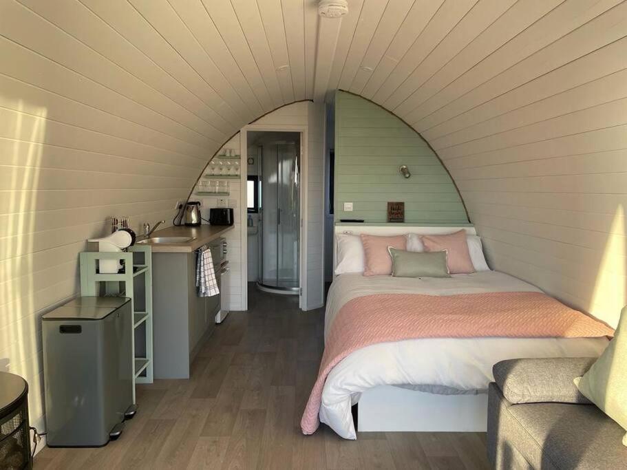 Апартаменты Gaoth Na Mara Pod Дулин Экстерьер фото